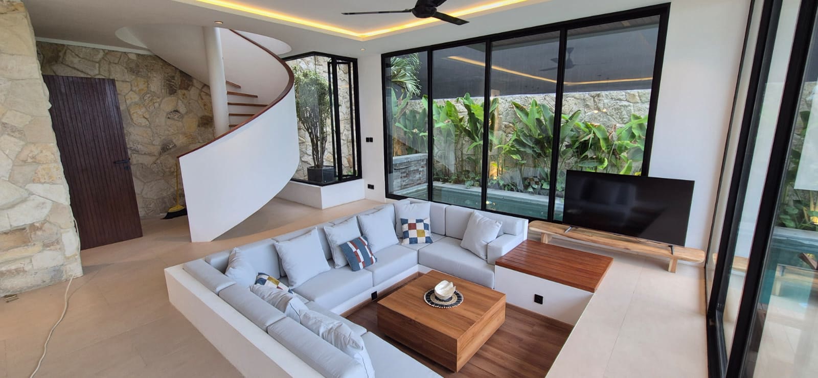The Heights Bingin, interior