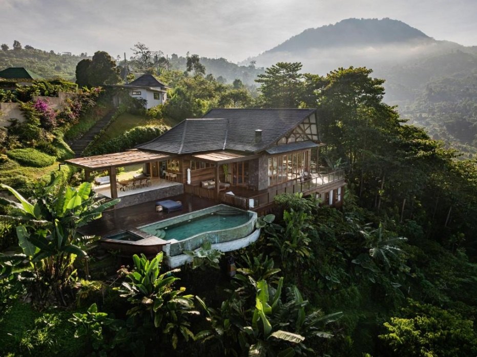 Munduk Mountain Lodge & <em>where to stay in Munduk</em>