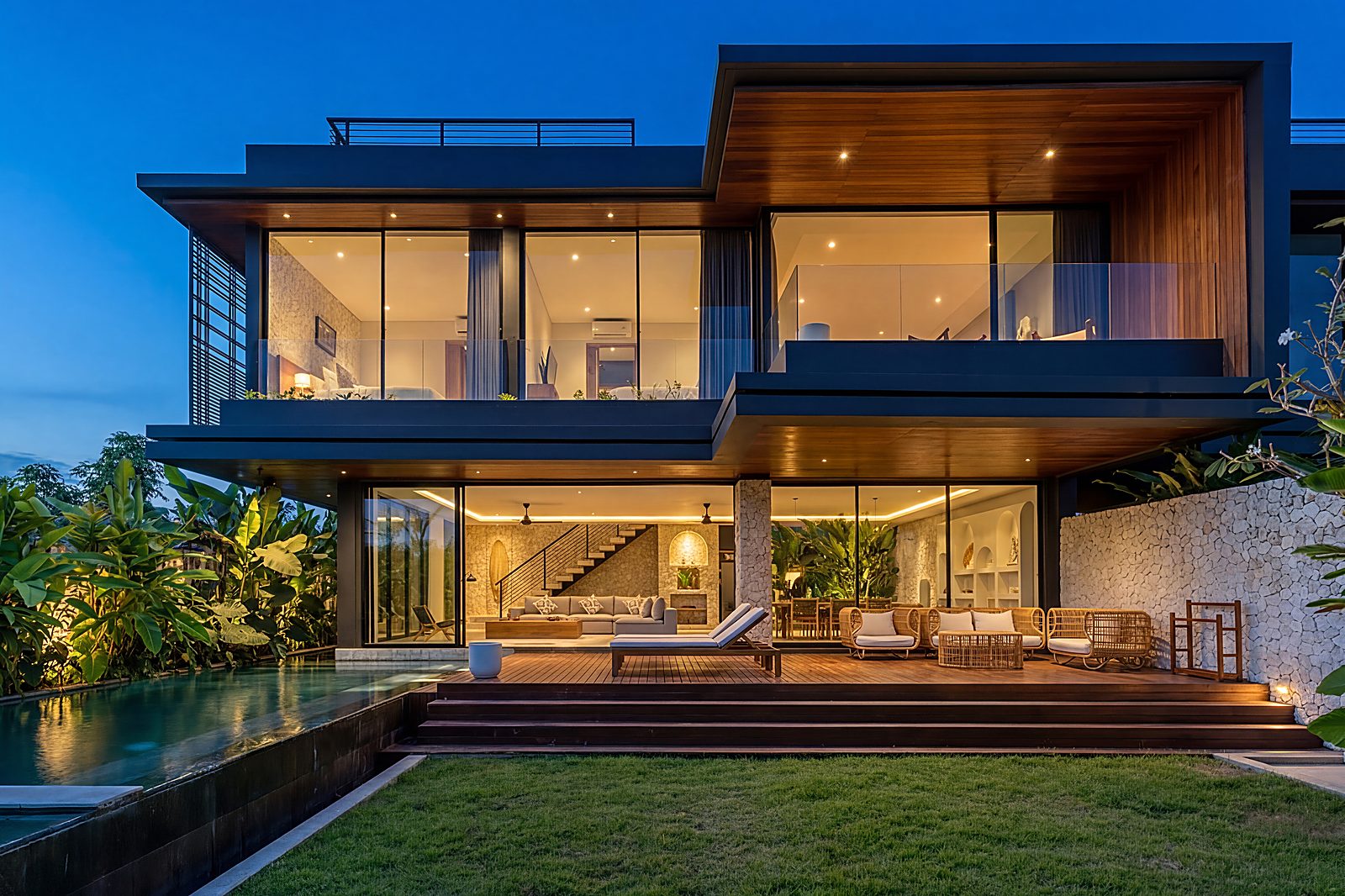 Three-bedroom Ocean villa with pool and Indian Ocean view